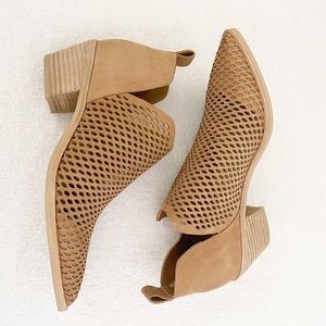 Brand New! Dolce Vida Saddle Sher Western Booties